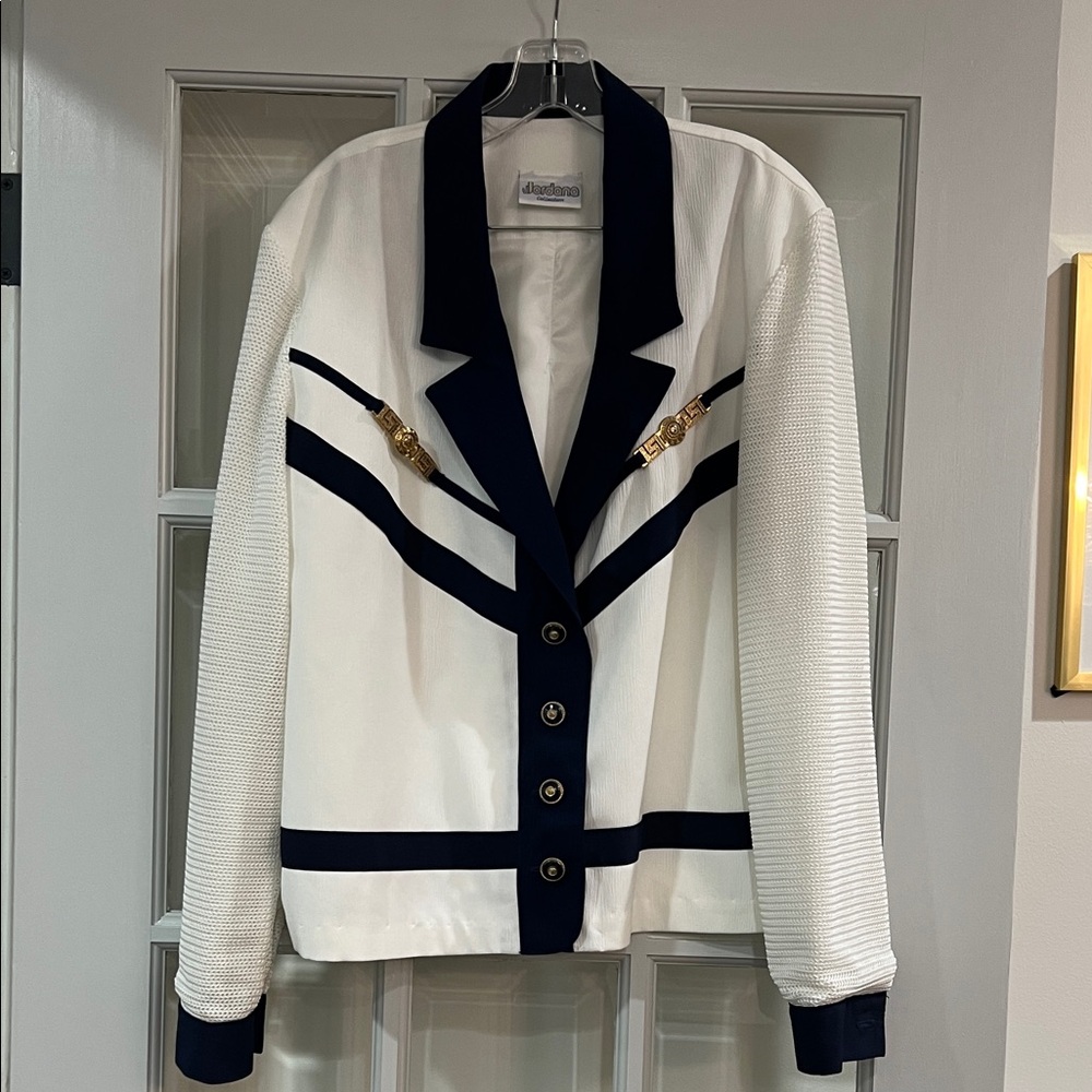 Elegant White and Navy Blazer with Gold Accents